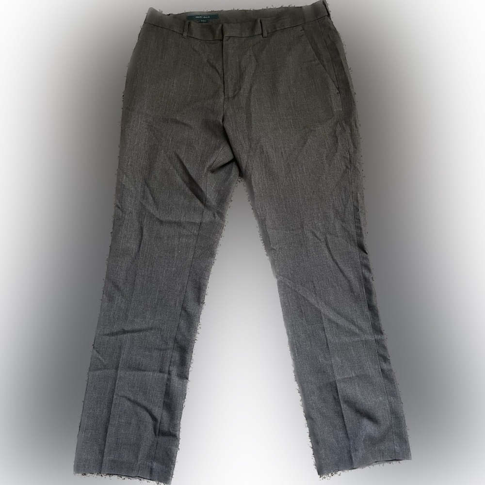 Perry Ellis, Slim Fit, 32W 30L, Worn good condition